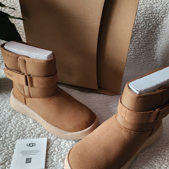 UGG Tan Suede Boots - Picture 7 of 10